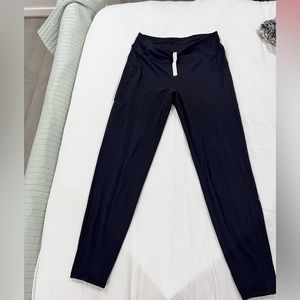 EUC black Lululemon Joggers Size 8.